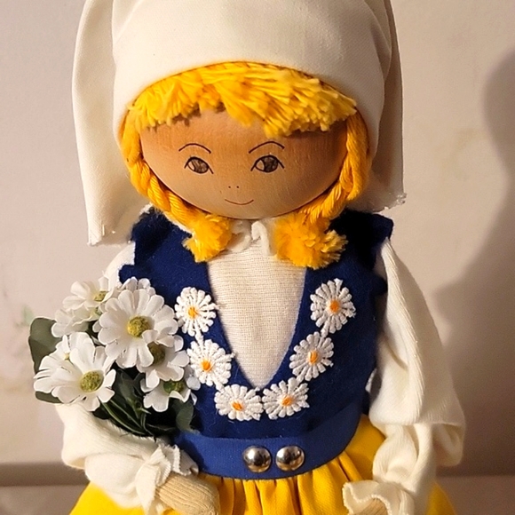 Original Manmade Butticki of Sweden Wooden Doll - Picture 2 of 8